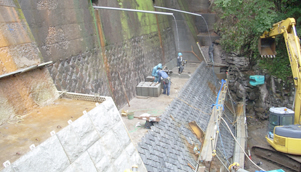 相間川砂防堰堤補強工事の画像が表示されています。