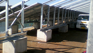ソーラーパネル基礎工事2の画像が表示されています。