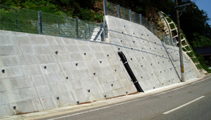 道路・トンネルの施工実績が表示されています。